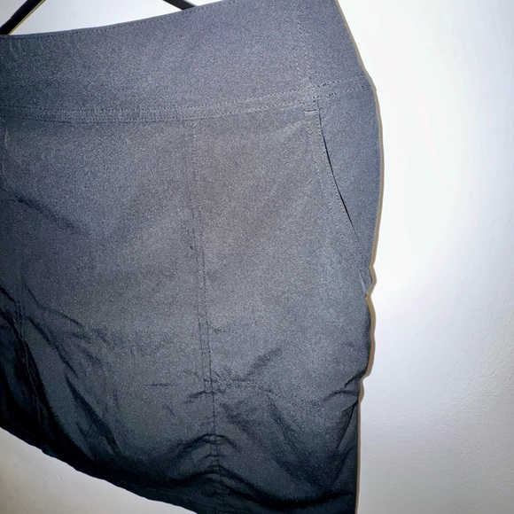 Columbia Women's Athletic Black Skort - Picture 3 of 8